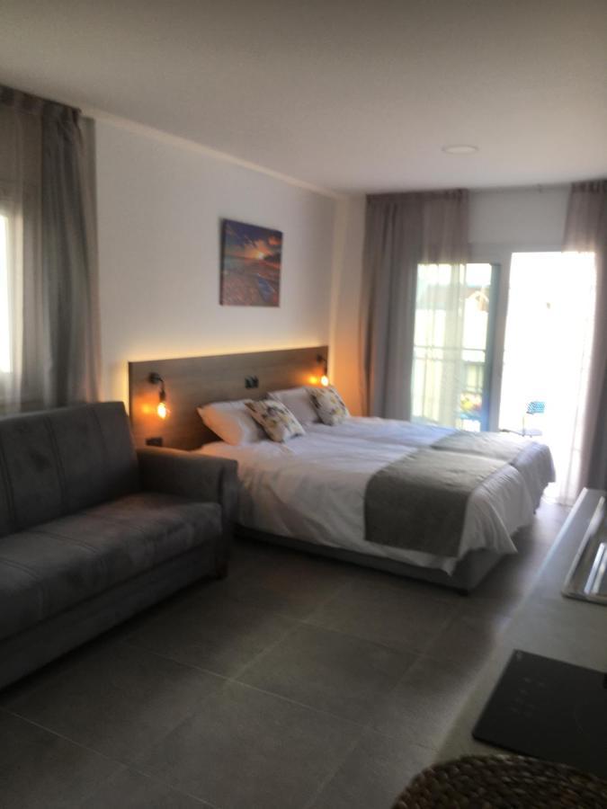 Ellenapa Apts & Studios Ayia Napa Exterior photo